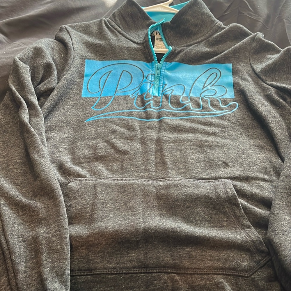 Small PINK lightweight sweatshirt 1/4 zip